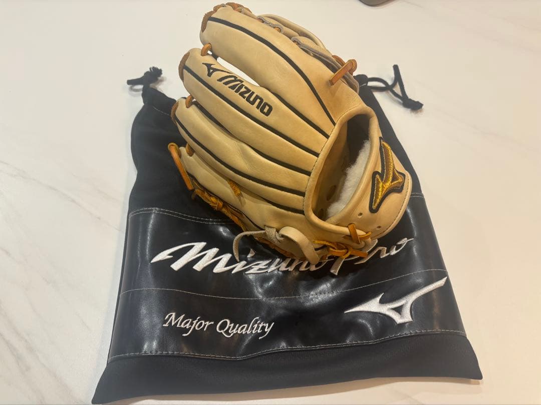 Mizuno Pro 軟式グローブ ベージュ 専用袋付き