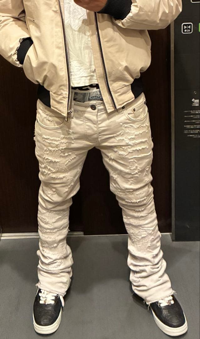 valabasas フレア デニム 30 白