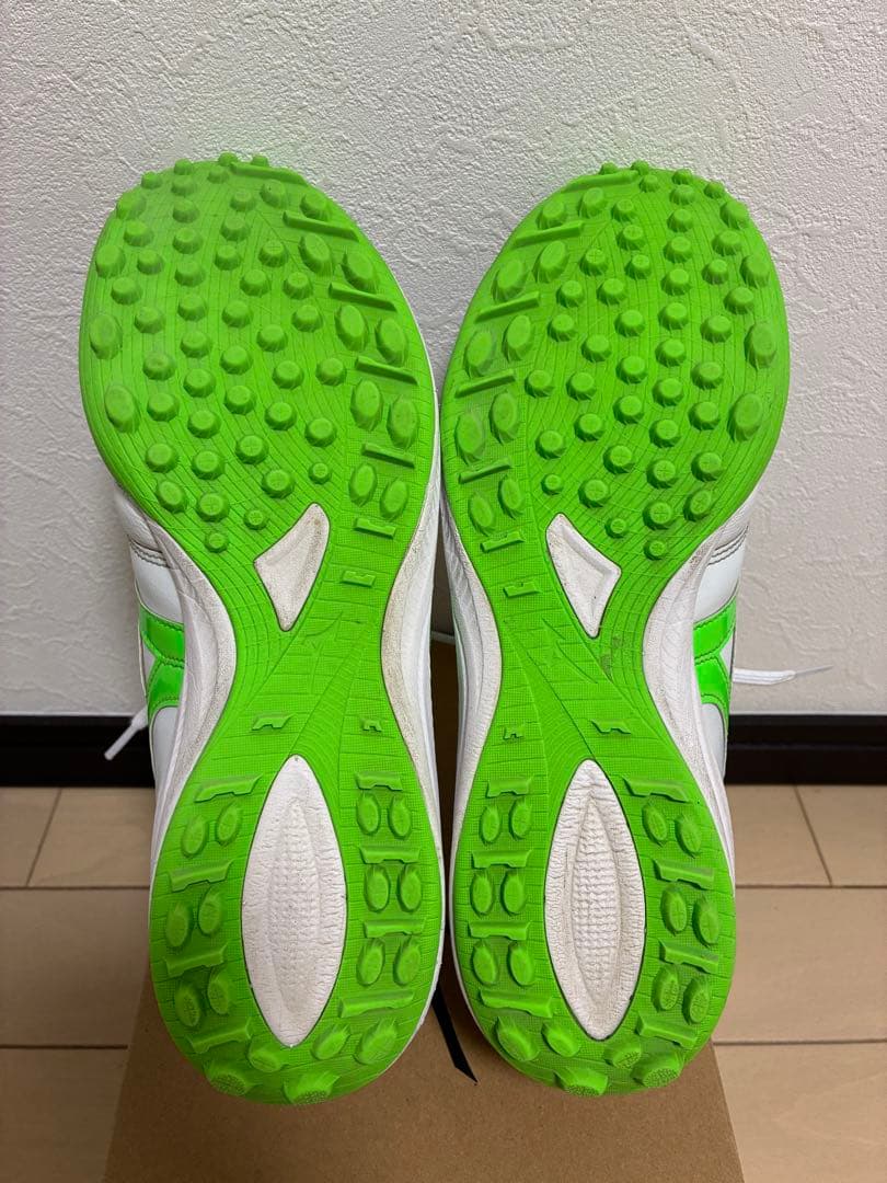 ミズノ　モレリアサラエリートTF 25.5