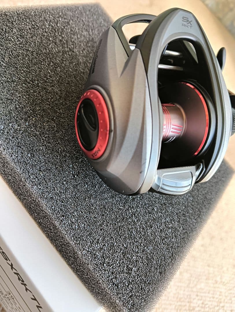 Abu Garcia レボ5 SX ロケット R