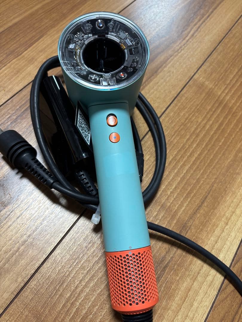 ダイソンドライヤー　本体のみ