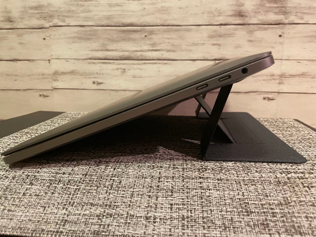 MacBook本体 MacBookPro 13inch 2018 8GB