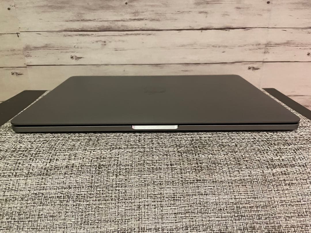 MacBook本体 MacBookPro 13inch 2018 8GB