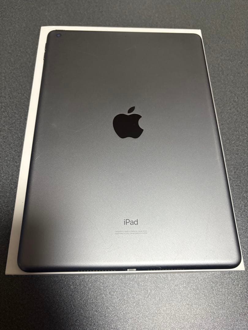 iPad 第7世代　スペースグレー 本体 箱付き