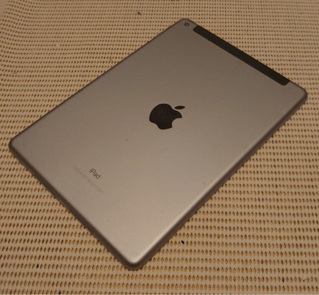 完動品SIMフリーiPad第6世代(A1954)本体32GB送料込AJF88