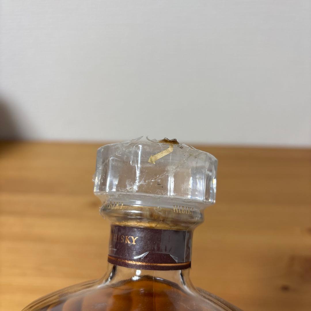 サントリーウイスキー　響17年　箱無し　未開栓　終売品 ❹