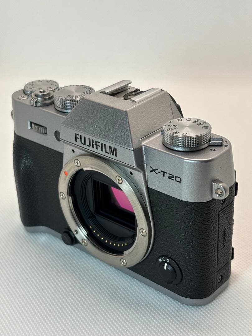 Fujifilm フジフィルム X-T20 ボディ シルバー