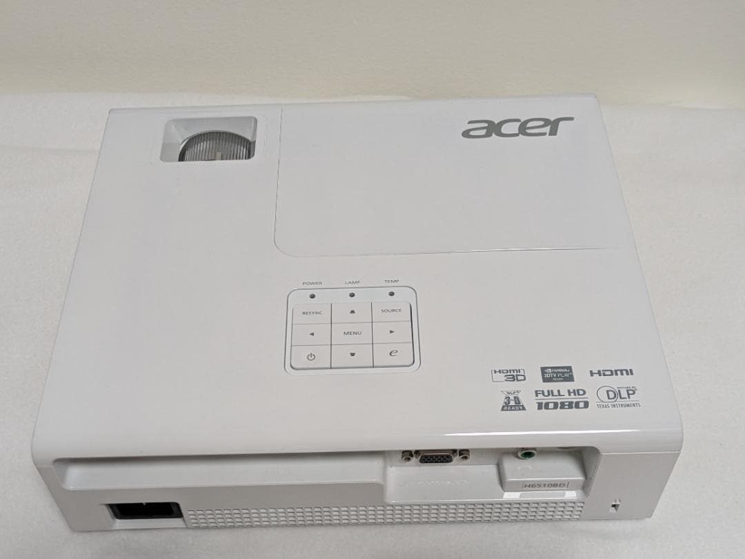 Acer　DLPプロジェクター　 H6510BD