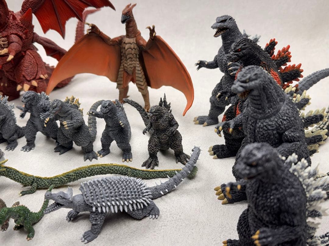 d*2様 東宝怪獣コレクションまとめ売り