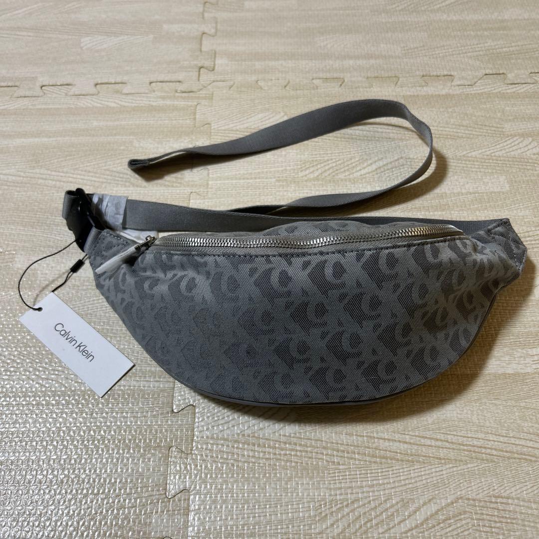 （新品未使用・海外モデル）カルバンクライン　ウエストバッグ　ボディバッグ　グレー