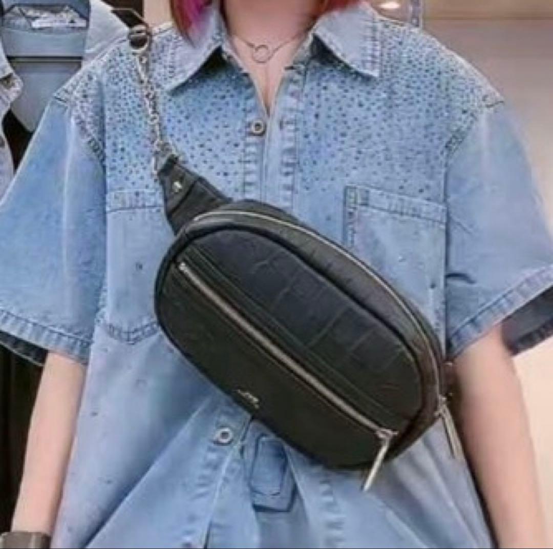 新品未使用★MUL エムユーエル　ラウンド　ボディバッグ★ レア　ブラック