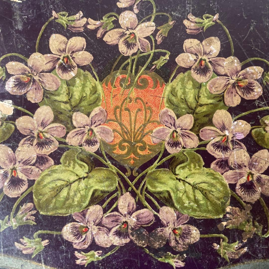 すみれの木製ボックス　スミレ　菫　箱　フランスアンティーク　フランスアンティーク