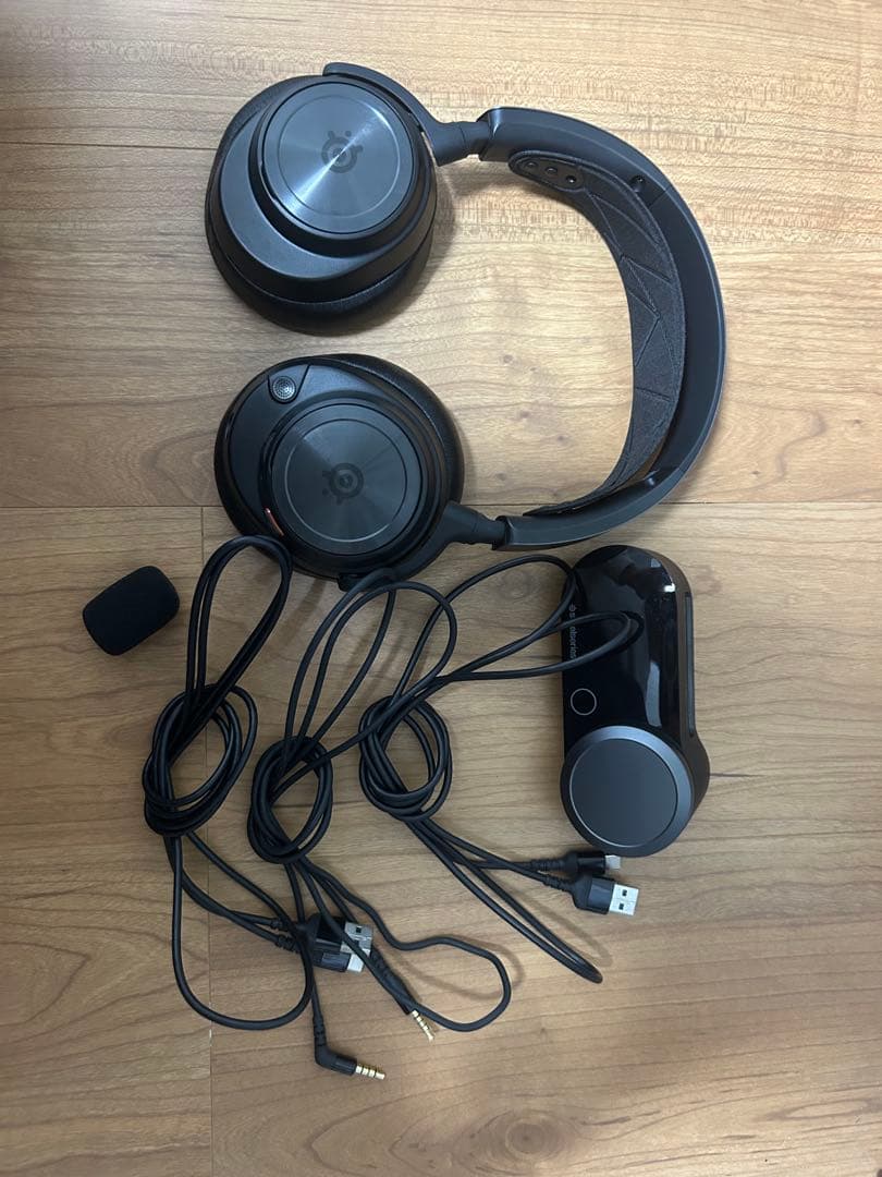 SteelSeries Arctis Nova Pro ゲーミングヘッドセット