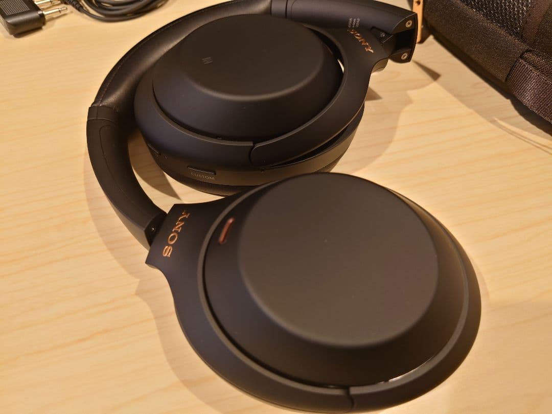 ワイヤレスヘッドホン WH-1000XM4 ブラック