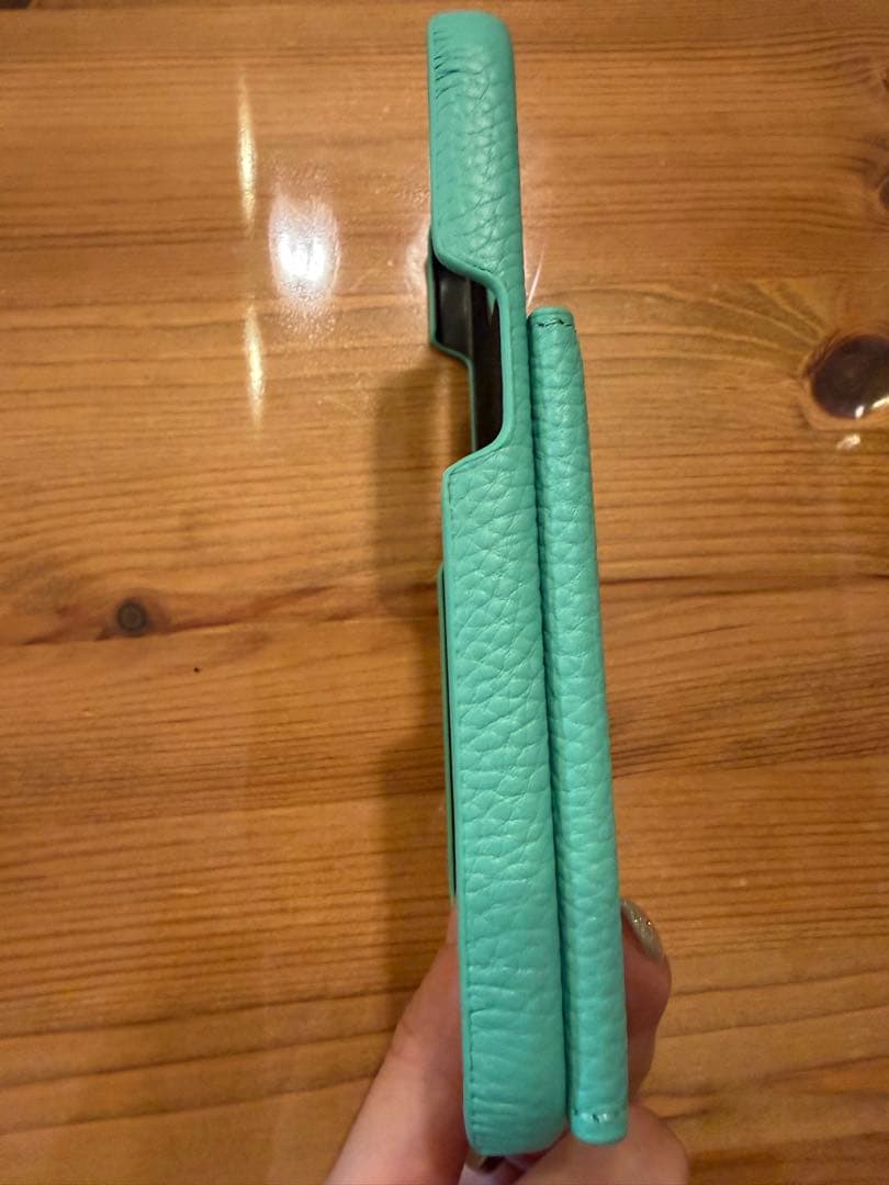 鈴木亜美さん愛用 iPhone15ケース他3点セット 箱袋なし