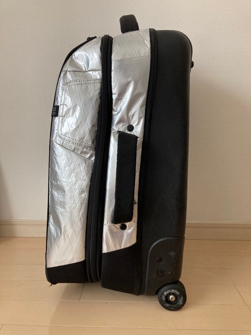 burton fragment design ductline キャリーバッグ