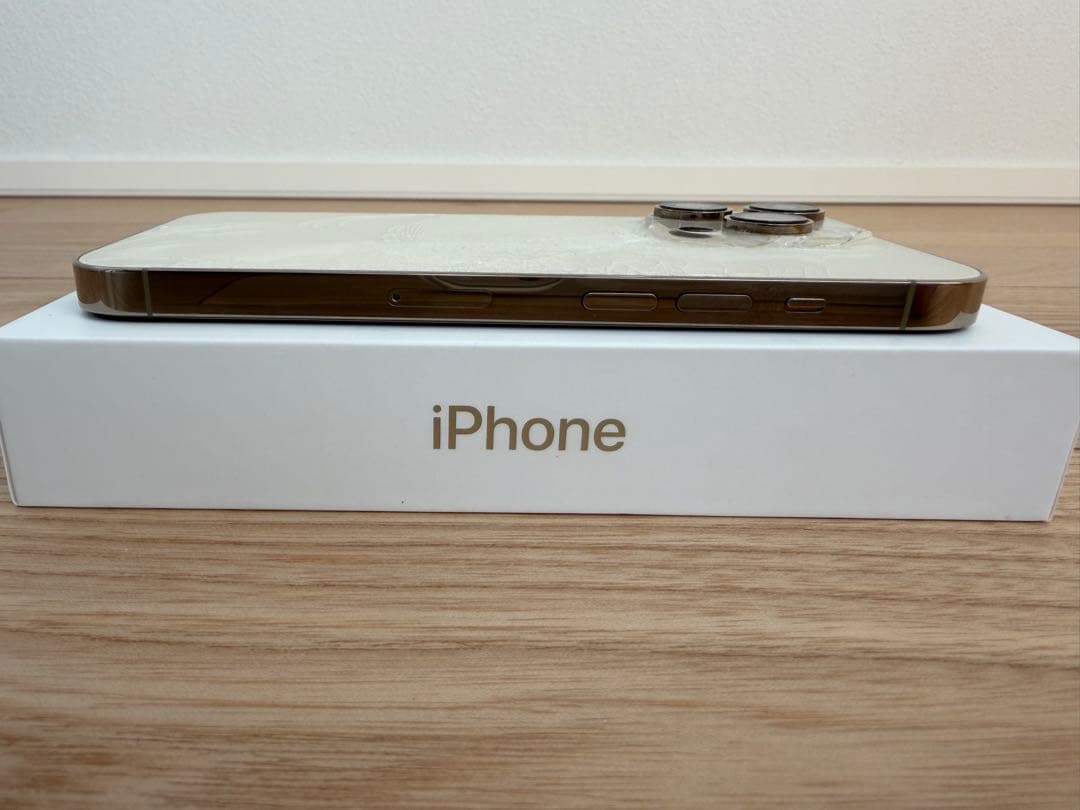 iPhone 14 Pro 128GB ゴールド SIMフリー 箱あり 背面割れ