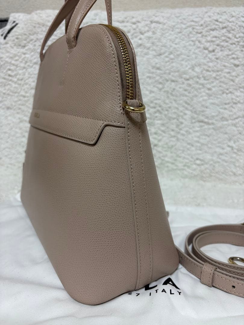 【美品】フルラ　新型パイパー　グレイッシュピンク　ハンドバッグ