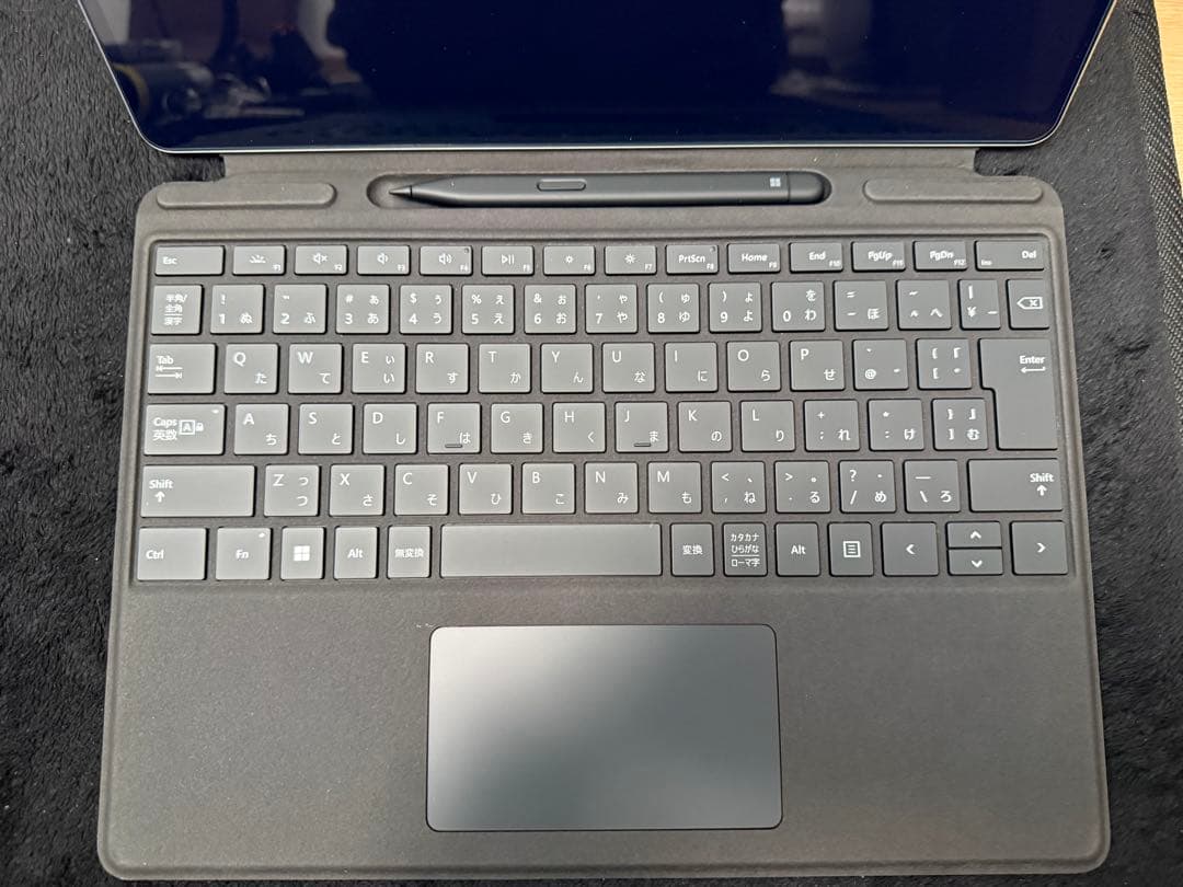 Microsoft Surface Pro本体 + キーボード
