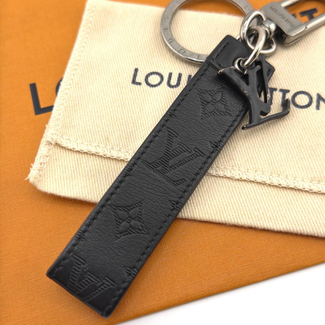 【良品】ルイヴィトン ポルトクレ ドラゴンヌ モノグラム シャドウ チャーム 黒