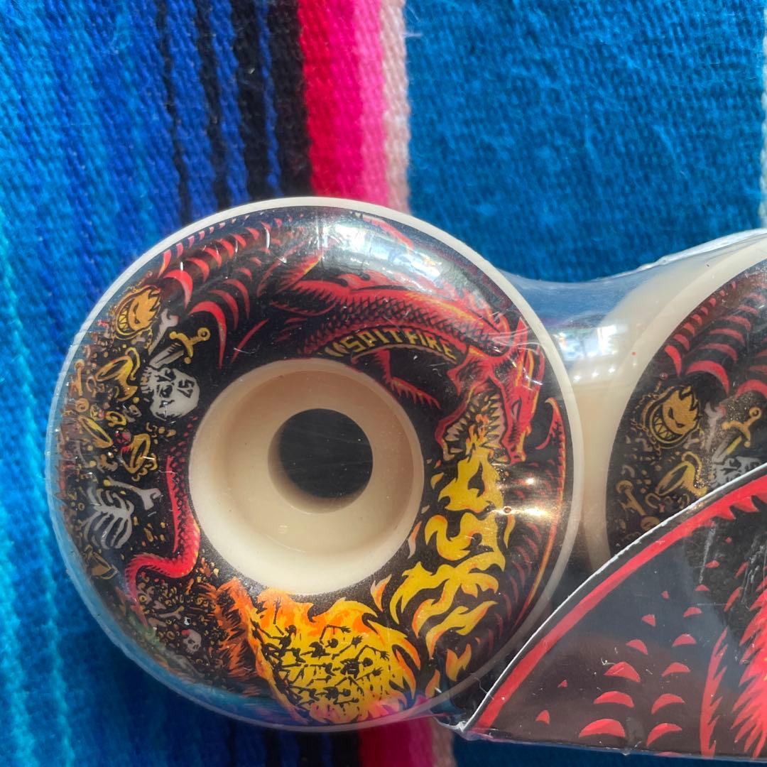 Spitfire フォーマル4 Radials 57mm99a 定価¥9,130