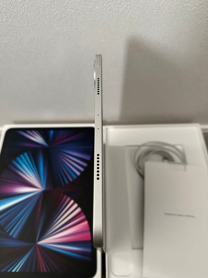 iPad Pro 11インチ 第３世代 Silver 128GB Wi-Fi