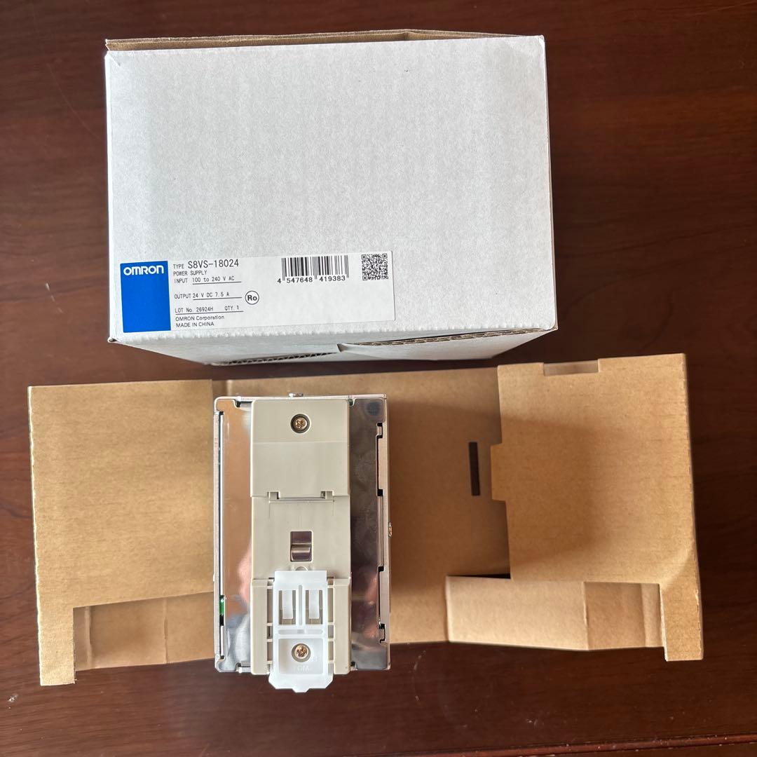 Omron S8VS-18024 電源ユニットオムロン