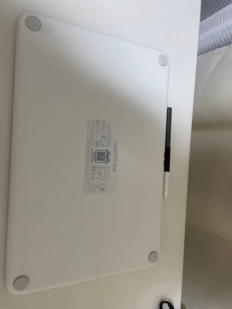 Wacom One 13 touch ペンタブレット本体　周辺機器　DTH134