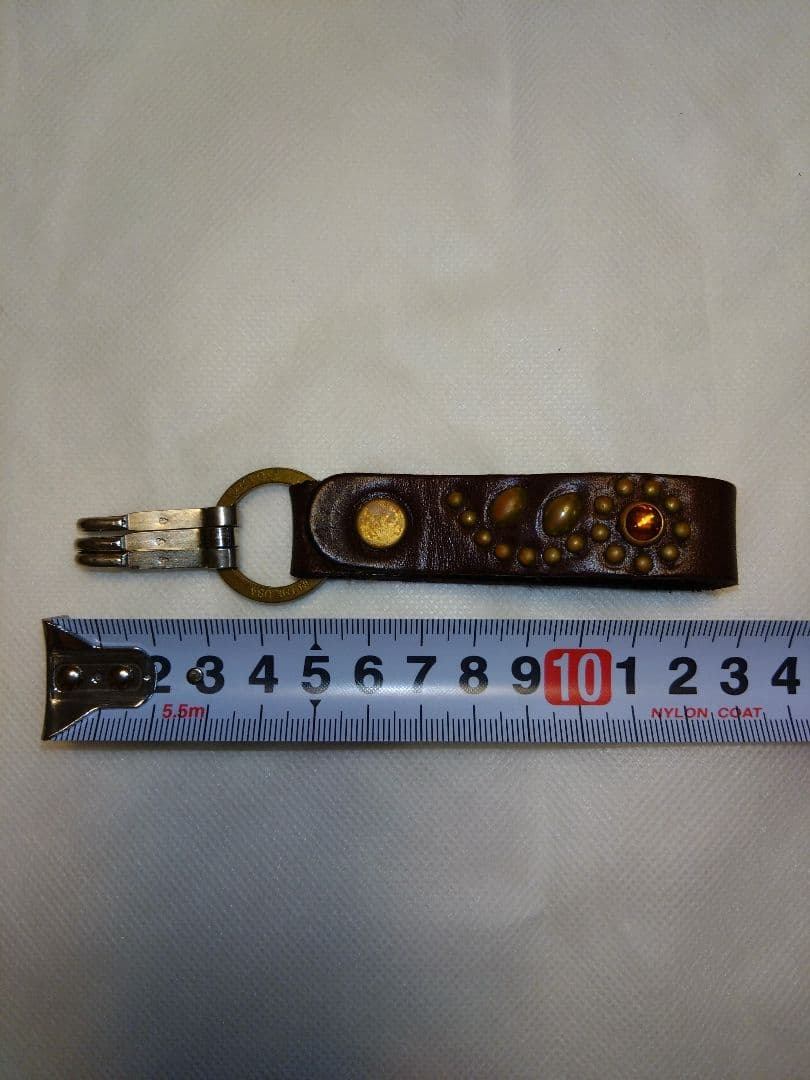 完売品　HTCストーンリング キーホルダー　ブラウン