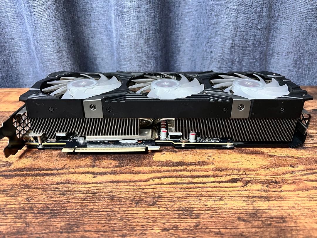 グラフィックボード・グラボ・ビデオカード ELSA GeForce RTX 3080 ERAZOR X GD3080 90