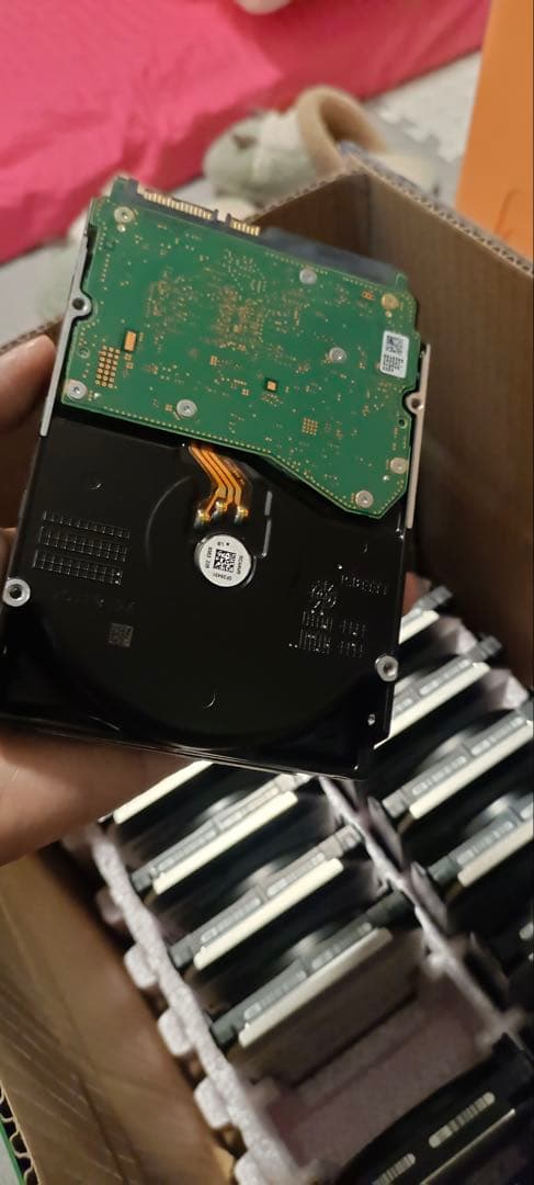 外付けハードディスク・ドライブ Western Digital 14TB HC530