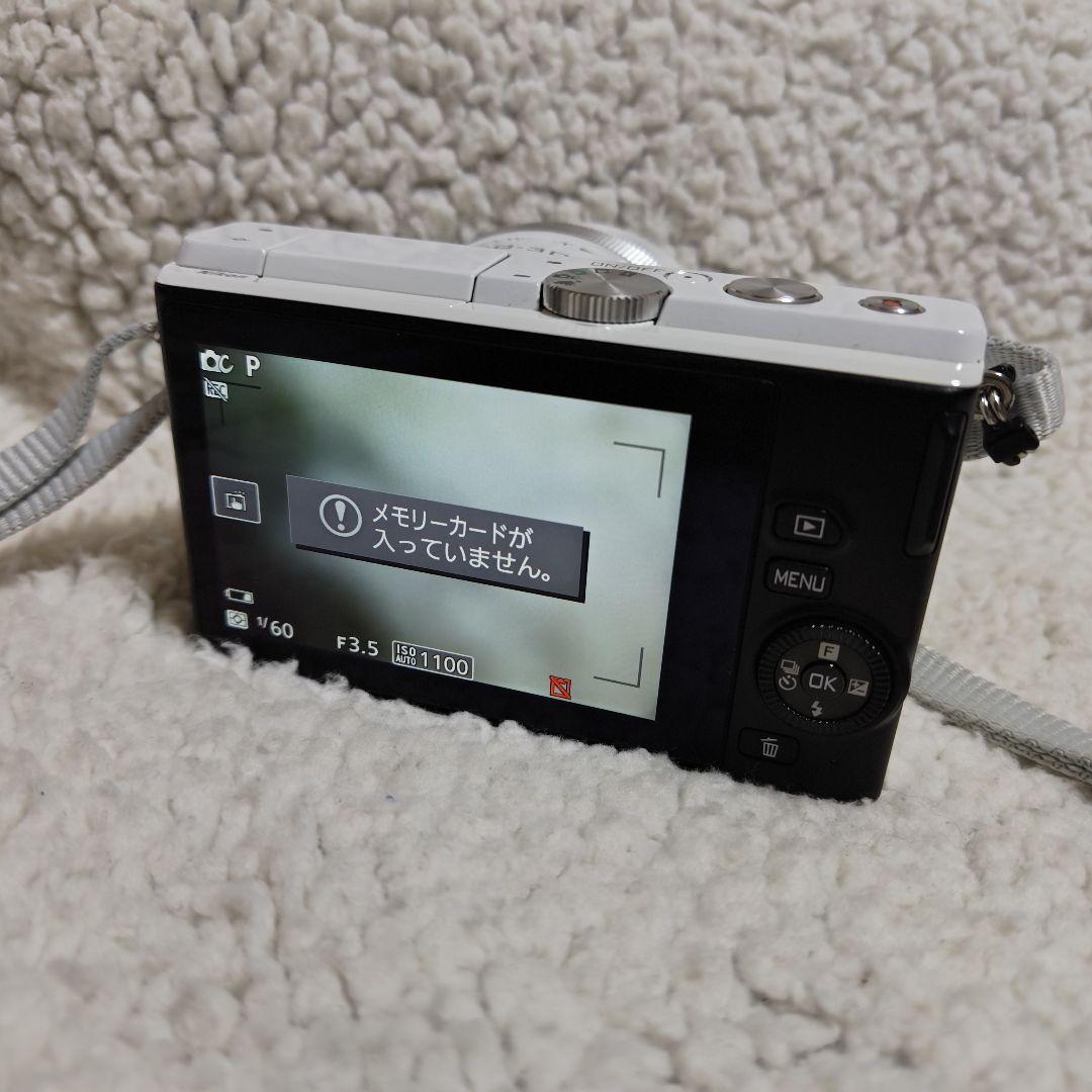 Nikon 1 J4　ダブルズームキット ミラーレスカメラ ホワイト