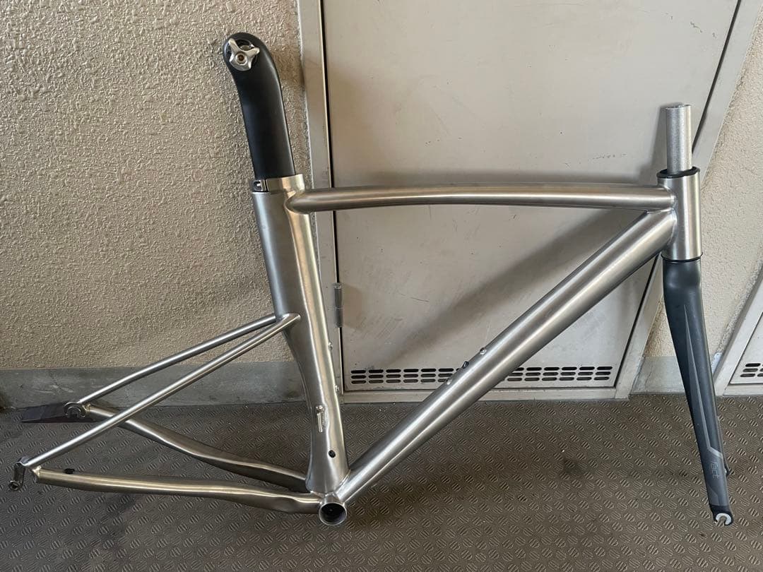 ル*ド様 300円スタート⭐︎チタン エアロ ロードバイク フレームセット