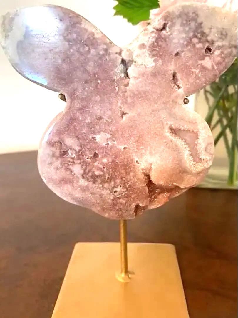 ブラジル産　ピンクアメジスト　バニー　うさぎ　干支　スタンド付き