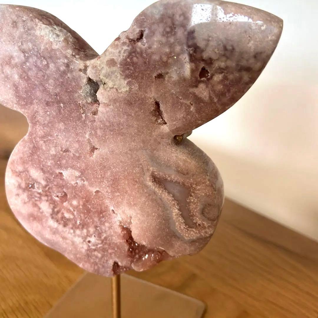 ブラジル産　ピンクアメジスト　バニー　うさぎ　干支　スタンド付き