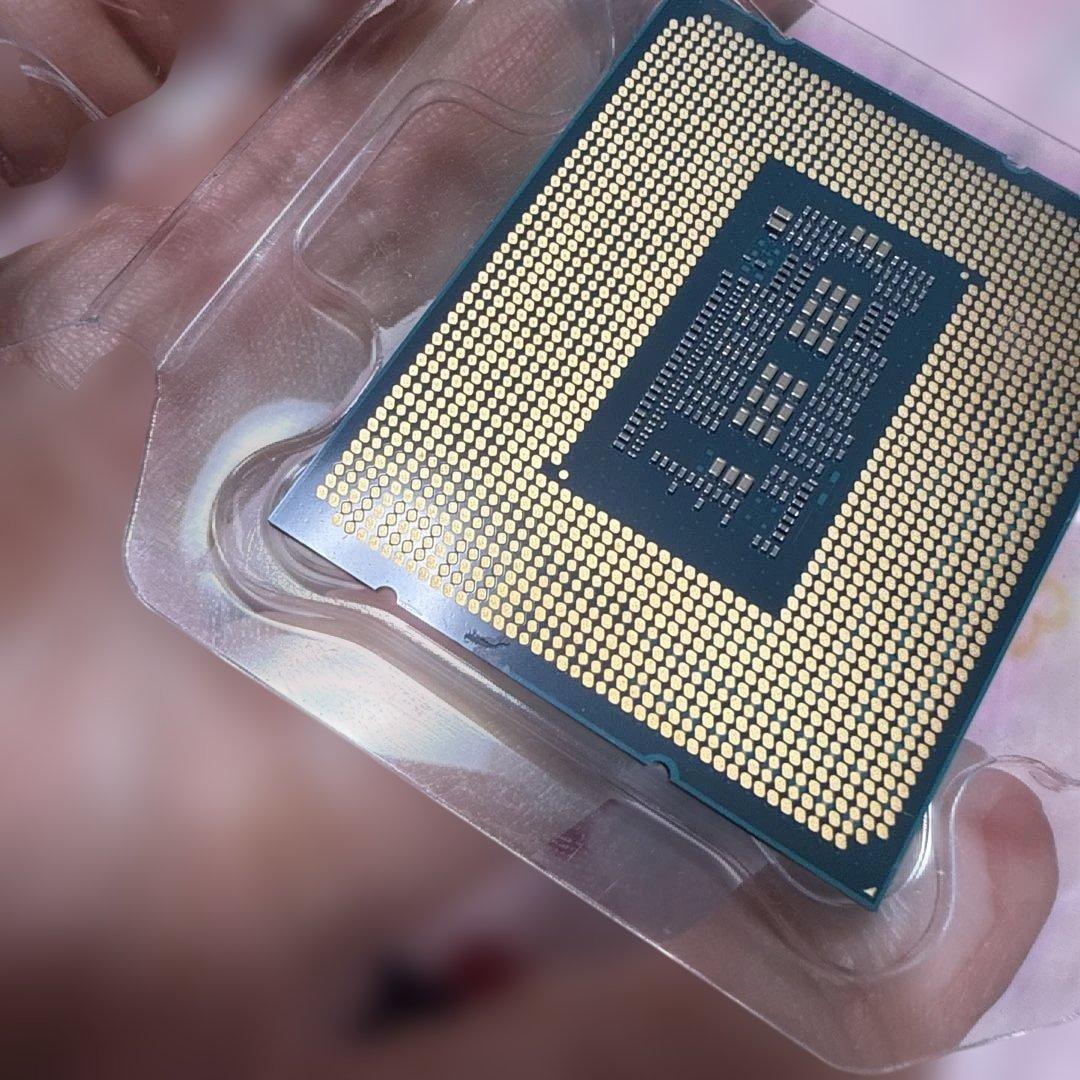 CPU Intel CPU corei5-12400F SRL4W