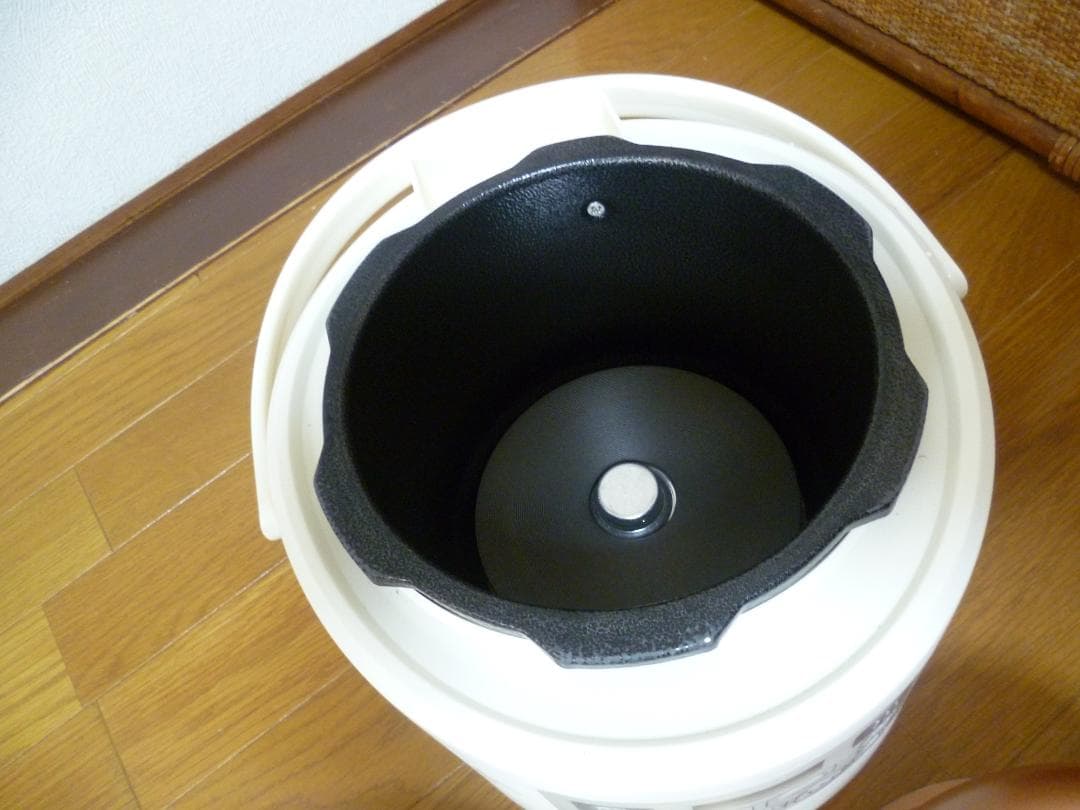 BRUNO/ブルーノ　スヌーピー　マルチ圧力クッカー　未使用