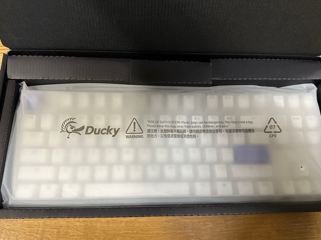 Ducky One 3 TKL 80%キーボード PureWhite シルバー軸