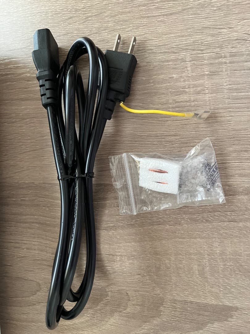 シミ取りケア機器 PURE RADIANCE