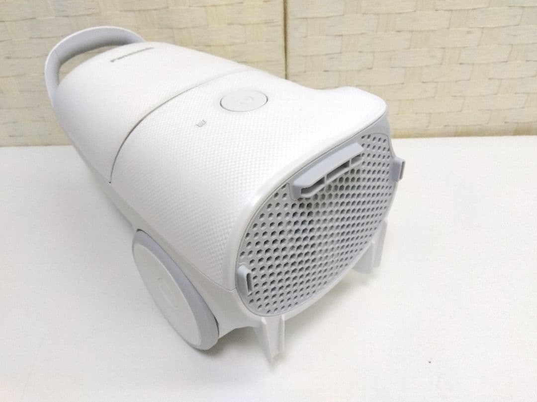 パナソニック 紙パック式 掃除機 MC-JP860K-W 24年製 クリーナー