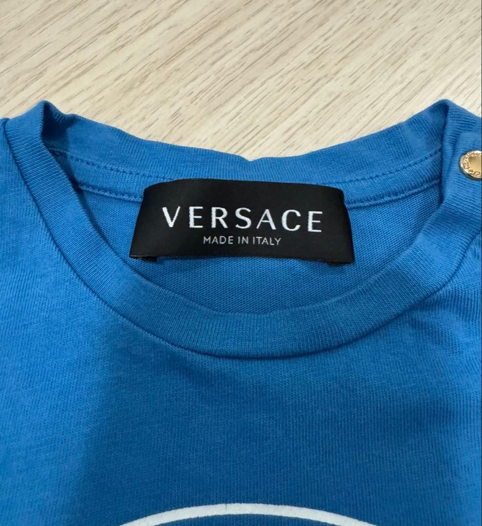 ヴェルサーチ　VERSACE Tシャツ　ショートパンツ　半ズボン　セットアップ