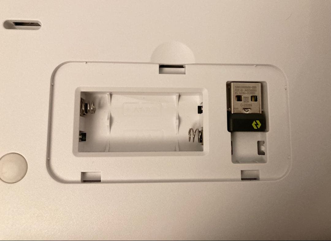 【日本未入荷】 Logitech WAVE KEYS USキーボード k820