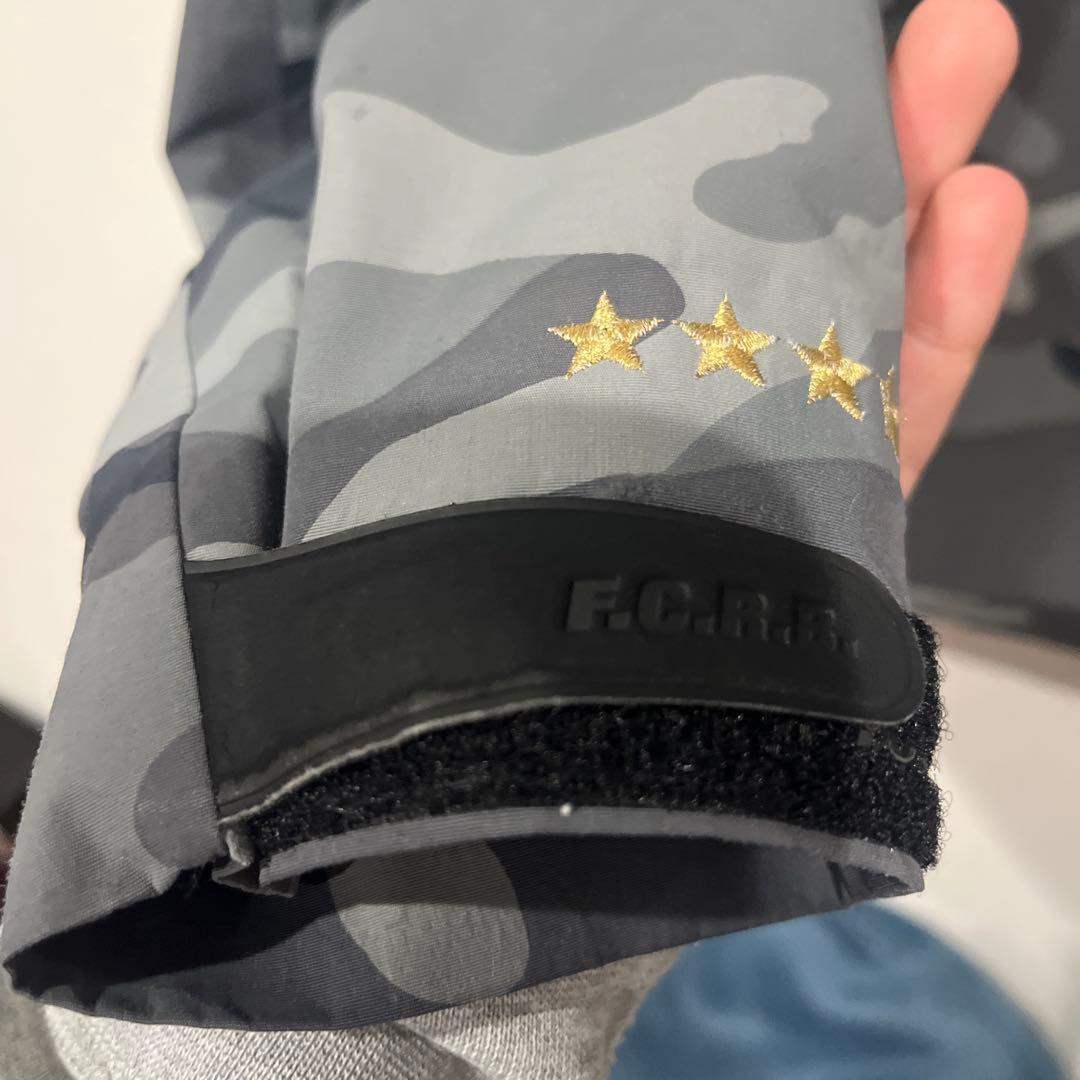 ジャケット・アウター F.C.Real Bristol TOUR JACKET Gray Camo L