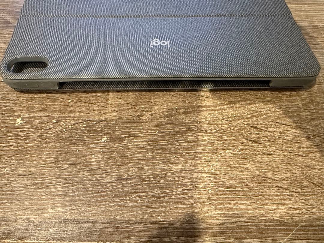 Logicool iPad Air 10.9インチ Combo Touch