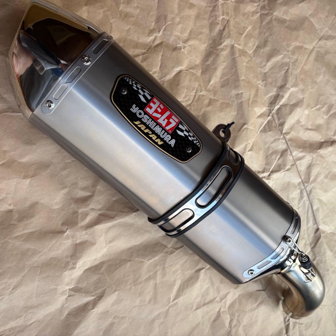 【スズキ車なら】 ヨシムラサイクロン R-77J ステンレス SV650 中古