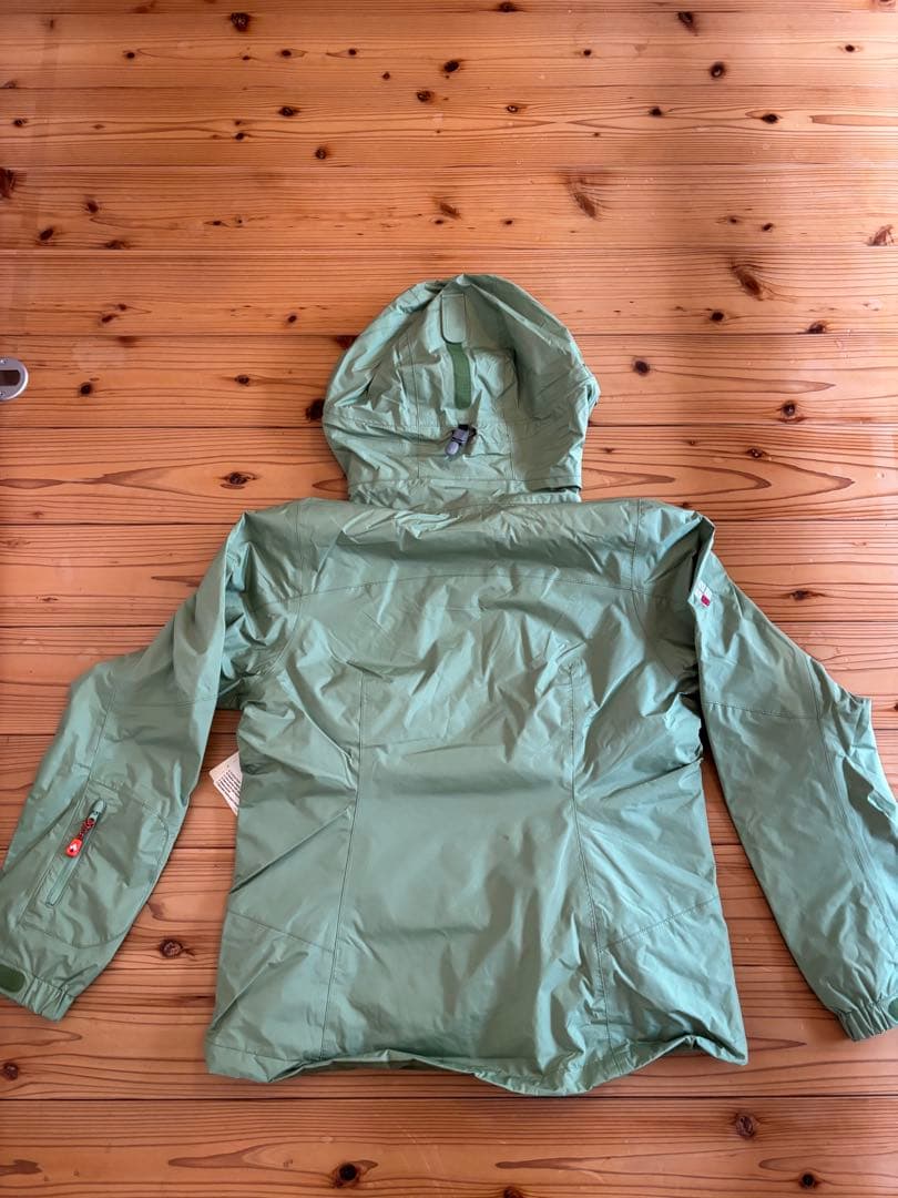 mont-bell フード付きライトグリーンジャケット