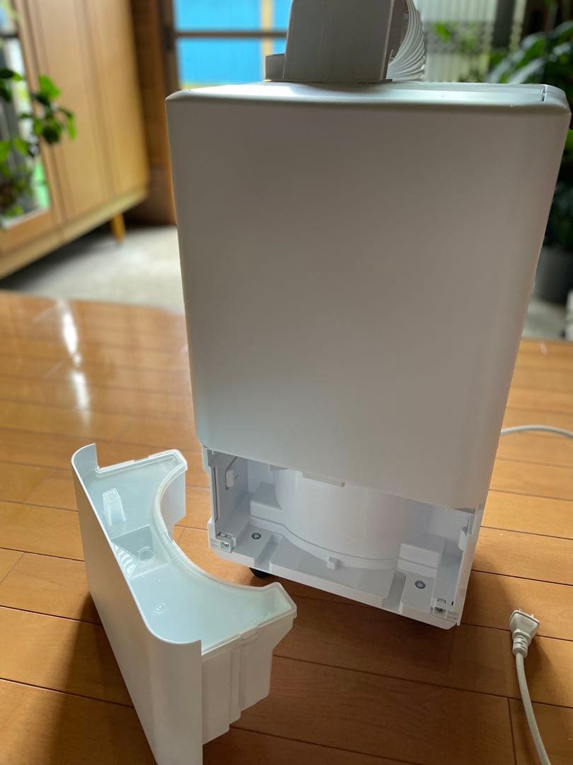 アイリスオーヤマICA－0301G ホワイト ポータブルエアコン 本体 工事不要