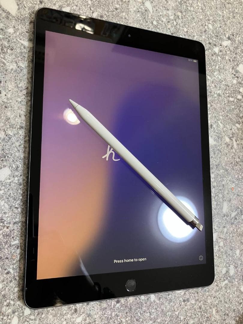 iPad 第8世代、Apple pencil第1世代(蓋なし） 箱なし