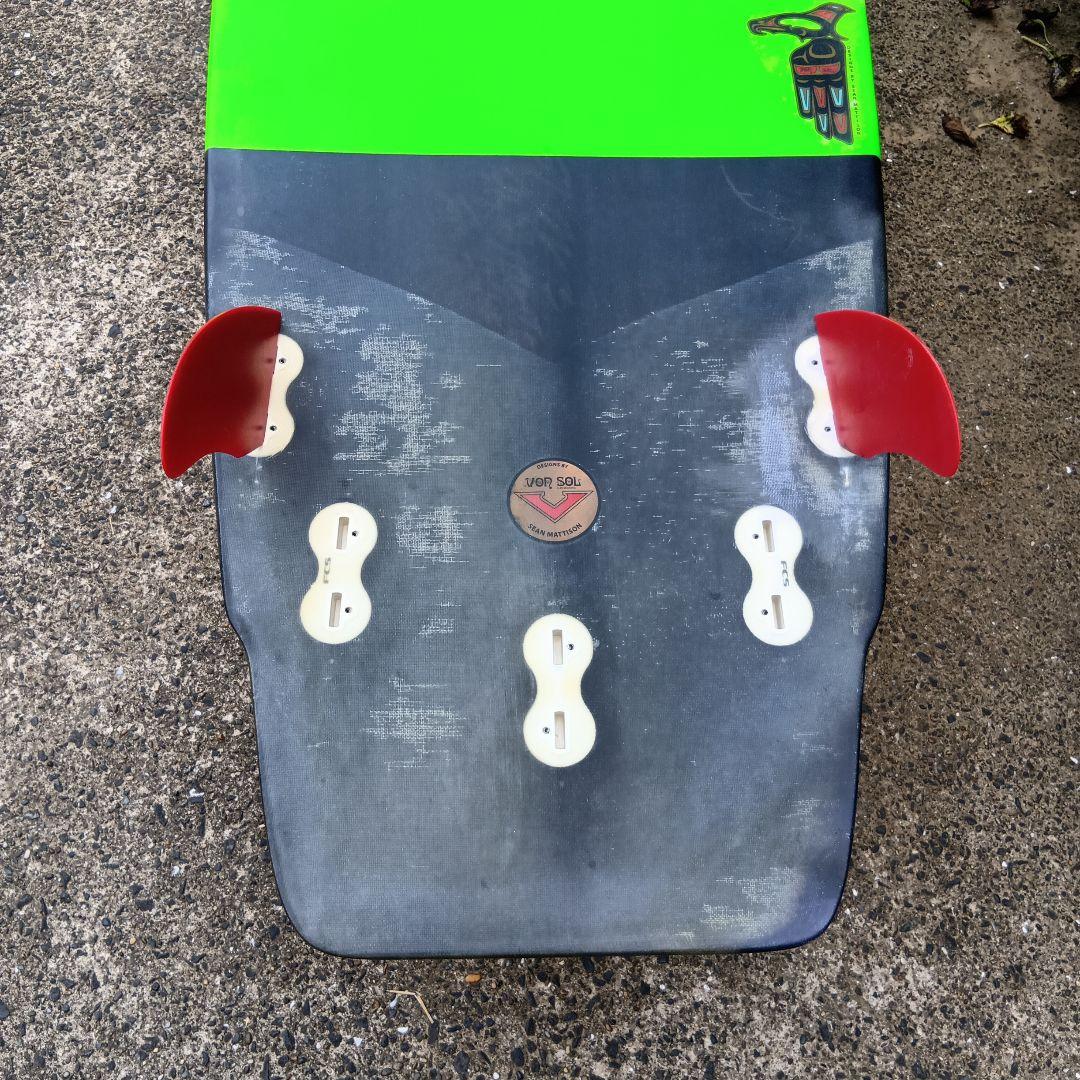 【千葉発】ＶＯＮ ＳＯＬ ファンボード グリーン/グレー 5フィン