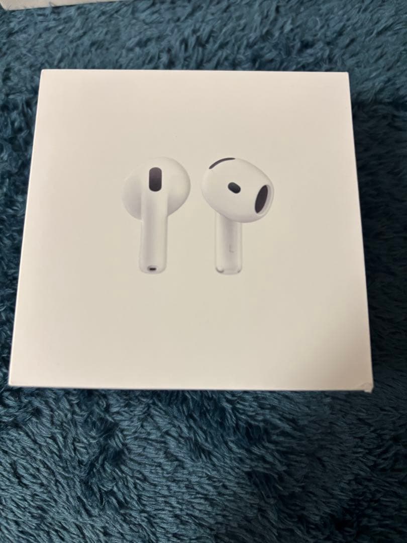 新品　未開封　AirPods 4